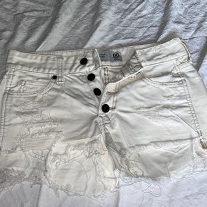 Abercrombie & Fitch | Women’s Low Rise Denim Short